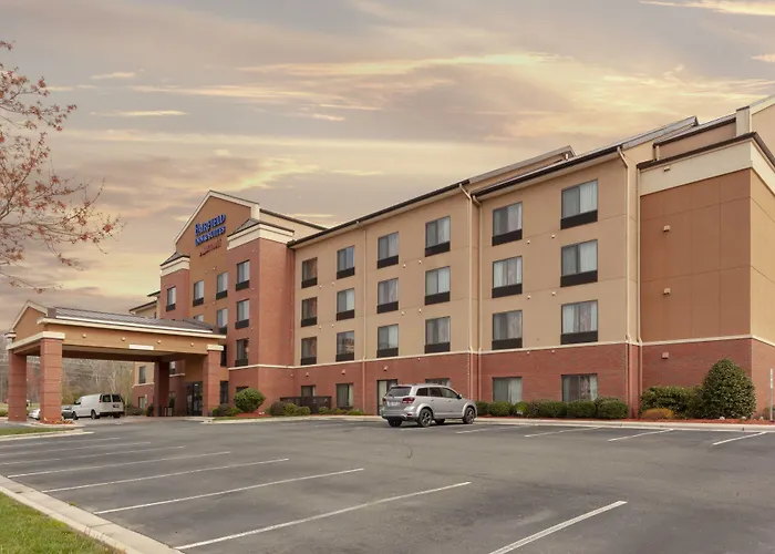 Cheap hotels Fairfield Inn & Suites By Marriott Matthews Charlotte
